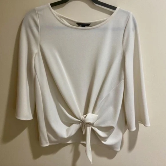Banana Republic Cream Blouse with Tie Front Size XS - Picture 1 of 4